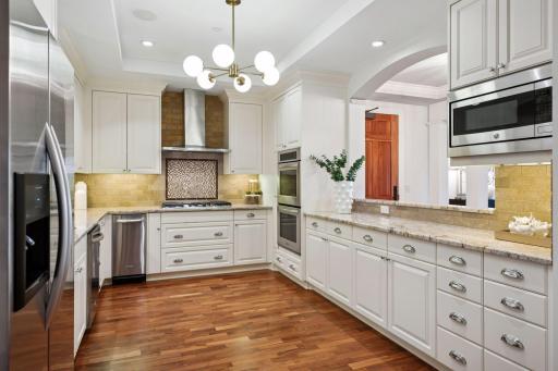 5000 France Avenue S, 33, Edina, MN 55410
