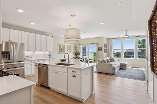 169 Junco Road N, Lake Elmo, MN 55042
