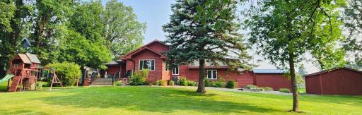 212 Lake Avenue NE, Clearbrook, MN 56634