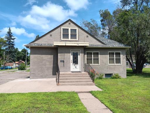409 E Broadway, Little Falls, MN 56345