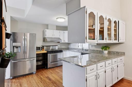 8283 Lawndale Lane N, Maple Grove, MN 55311