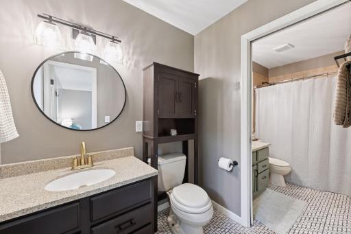 8283 Lawndale Lane N, Maple Grove, MN 55311