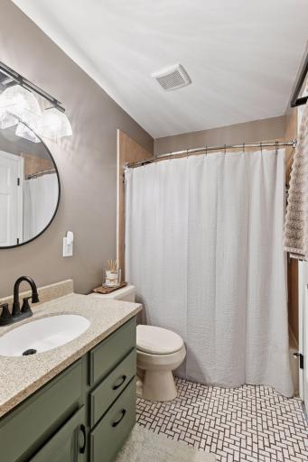 8283 Lawndale Lane N, Maple Grove, MN 55311