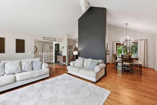 8283 Lawndale Lane N, Maple Grove, MN 55311