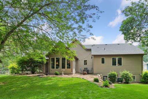 8283 Lawndale Lane N, Maple Grove, MN 55311