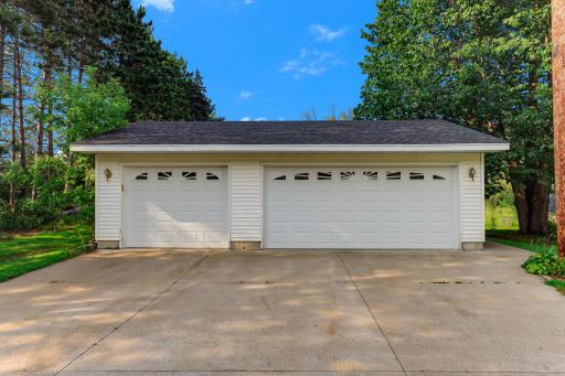 Spacious 3-Car Detached Garage â perfect for vehicles, storage, or a workshop