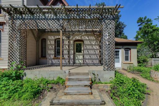 305 N Minnesota Avenue, Saint Peter, MN 56082