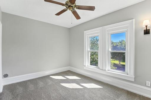 305 N Minnesota Avenue, Saint Peter, MN 56082