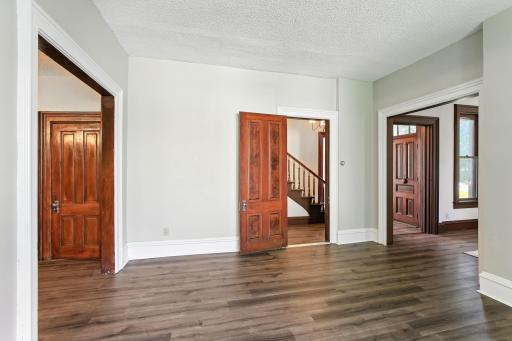 305 N Minnesota Avenue, Saint Peter, MN 56082