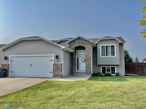 1441 41st Avenue S, Moorhead, MN 56560