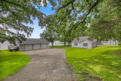 Welcome to your lake retreat- 21492 Big Lake Road