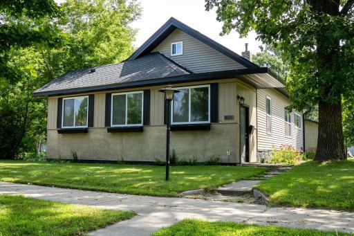 524 NE 4th Avenue, Grand Rapids, MN 55744