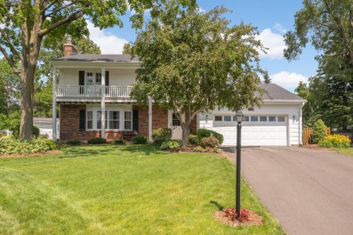4653 Heritage Hills Circle, Minneapolis, MN 55437