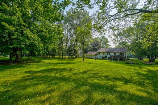 The expansive yard is ideal for outdoor entertainment and hosting gatherings