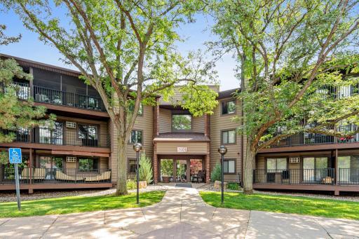 7501 W 101st Street, 107, Bloomington, MN 55438
