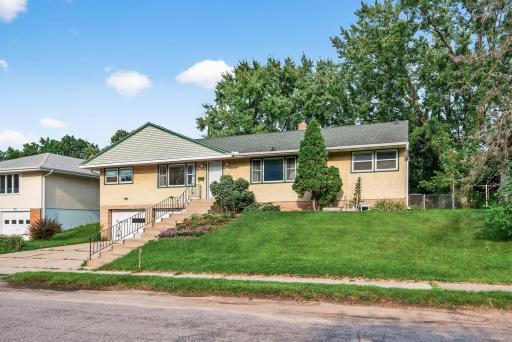 1474 Mcafee Street, Saint Paul, MN 55106