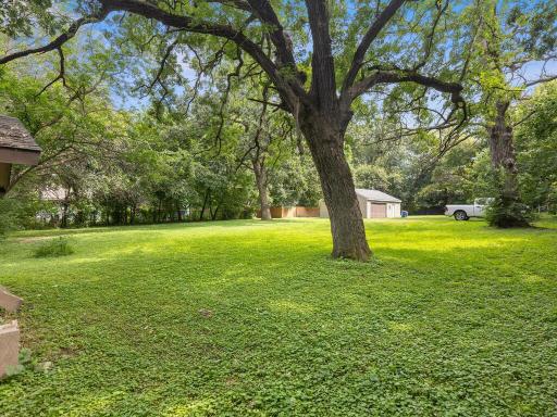 3214 Groveland School Road, Minnetonka, MN 55391