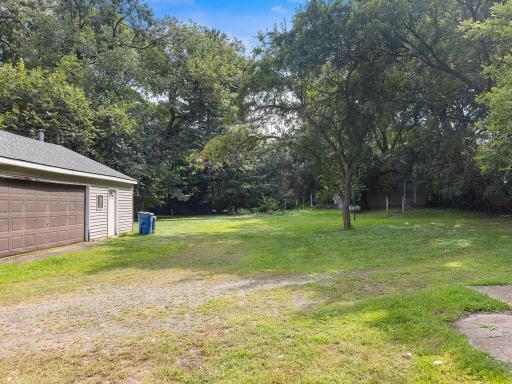 3214 Groveland School Road, Minnetonka, MN 55391