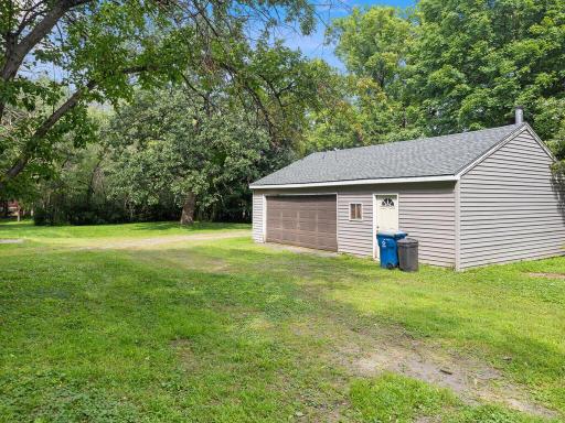 3214 Groveland School Road, Minnetonka, MN 55391