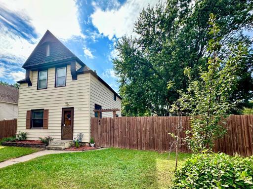 919 Warner Avenue, South Saint Paul, MN 55075