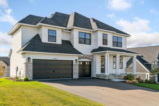 5527 Scenic Loop Run, Chaska, MN 55386