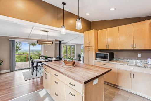 427 Green Mill Lane, Hudson, WI 54016
