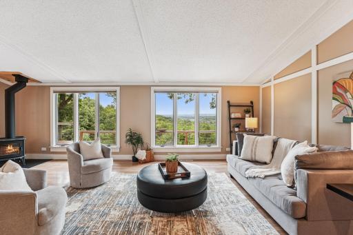 427 Green Mill Lane, Hudson, WI 54016