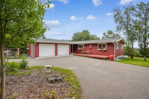 427 Green Mill Lane, Hudson, WI 54016