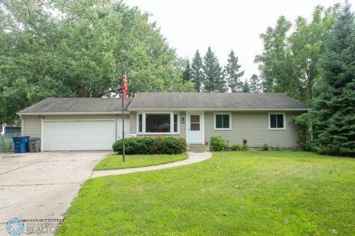 1427 22nd Avenue S, Moorhead, MN 56560