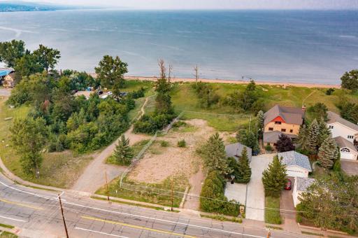 1301 S Lake Avenue, Duluth, MN 55802