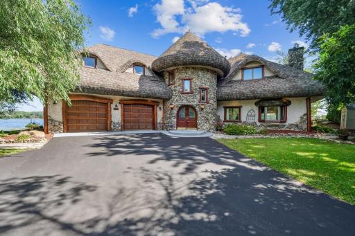 2870 Evergreen Lane N, Minneapolis, MN 55441