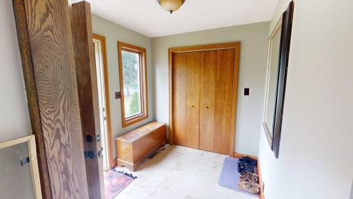 943 6th Street SE, Forest Lake, MN 55025