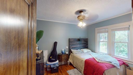 943 6th Street SE, Forest Lake, MN 55025