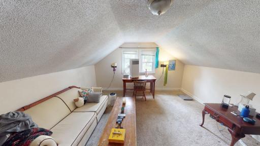 943 6th Street SE, Forest Lake, MN 55025