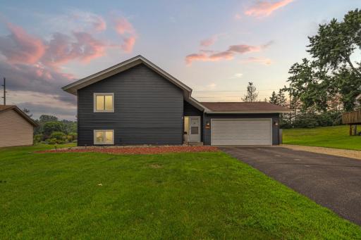 1674 Walnut Lane, Eagan, MN 55122