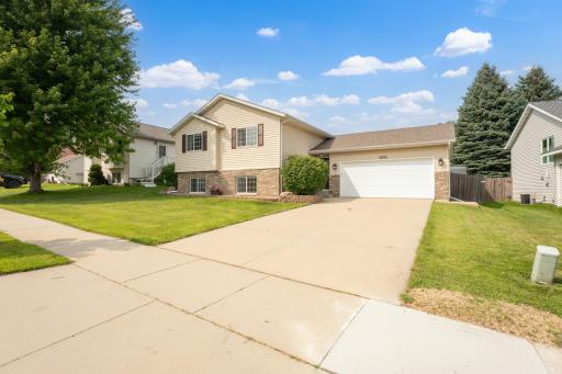 4919 3rd Street NW, Rochester, MN 55901