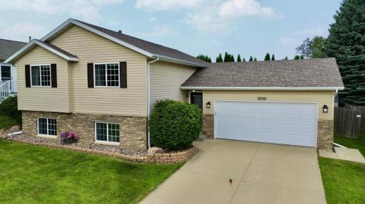 4919 3rd Street NW, Rochester, MN 55901