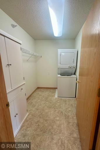 15631 Linnet Street NW, 109, Andover, MN 55304