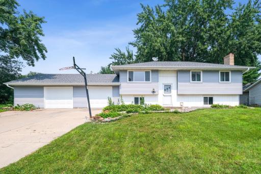 16570 Genesee Avenue W, Rosemount, MN 55068