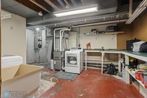 Laundry/Mechanical