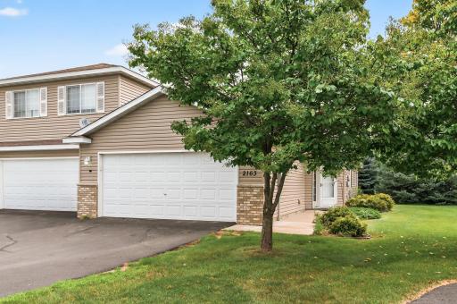 2163 Cleveland Way S, Cambridge, MN 55008