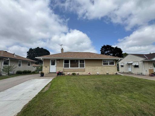 2051 Suburban Avenue, Saint Paul, MN 55119