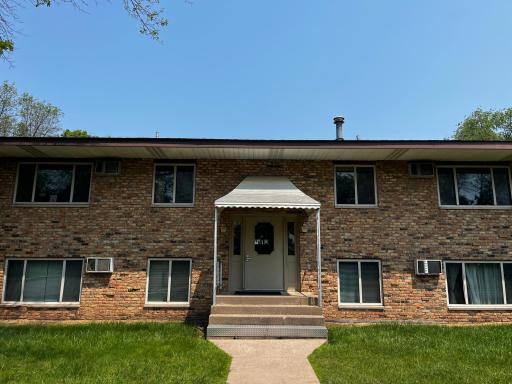 1409 Shakopee Avenue E, Shakopee, MN 55379