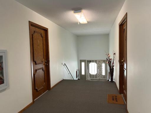 1409 Shakopee Avenue E, Shakopee, MN 55379