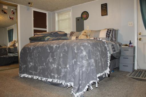 1213 N Aurdal Avenue, Fergus Falls, MN 56537