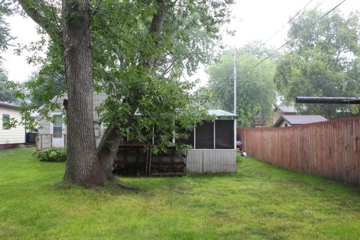 1213 N Aurdal Avenue, Fergus Falls, MN 56537