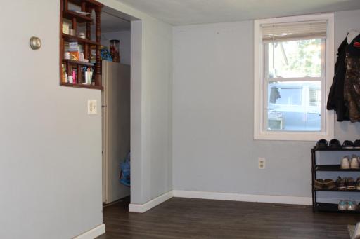 1213 N Aurdal Avenue, Fergus Falls, MN 56537