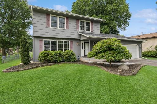 1260 Burke Avenue W, North Saint Paul, MN 55113