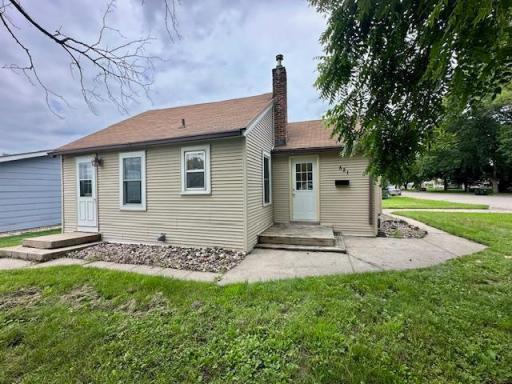 521 5th Avenue E, Alexandria, MN 56308