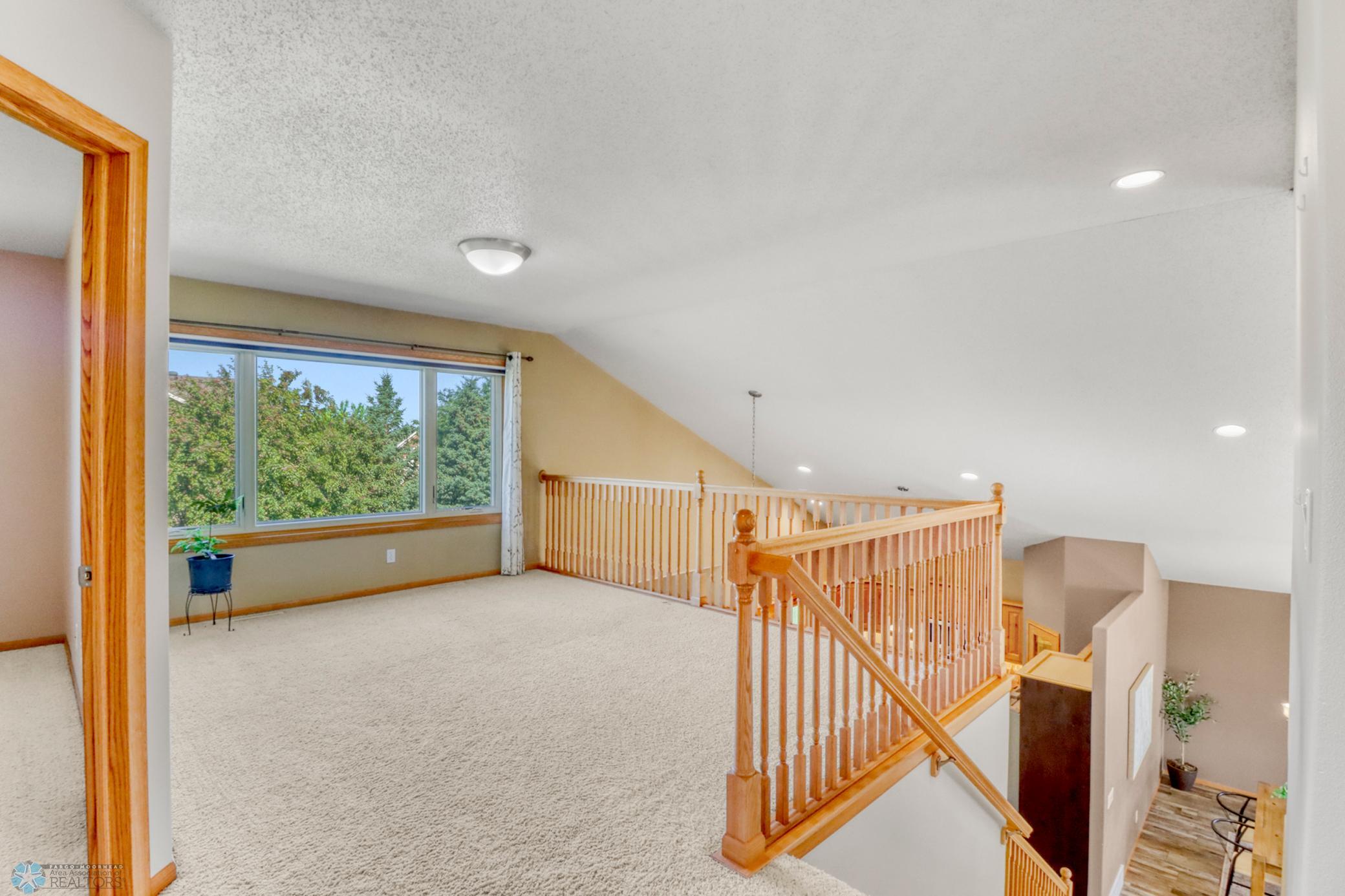 2nd-Floor Loft
